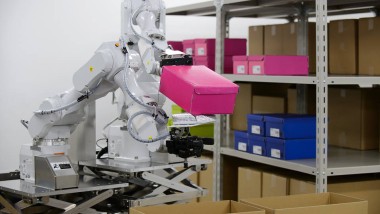 Come la robotica trasforma la logistica