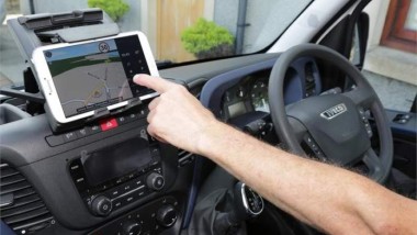 Veicoli industriali, i dati si mettono in moto