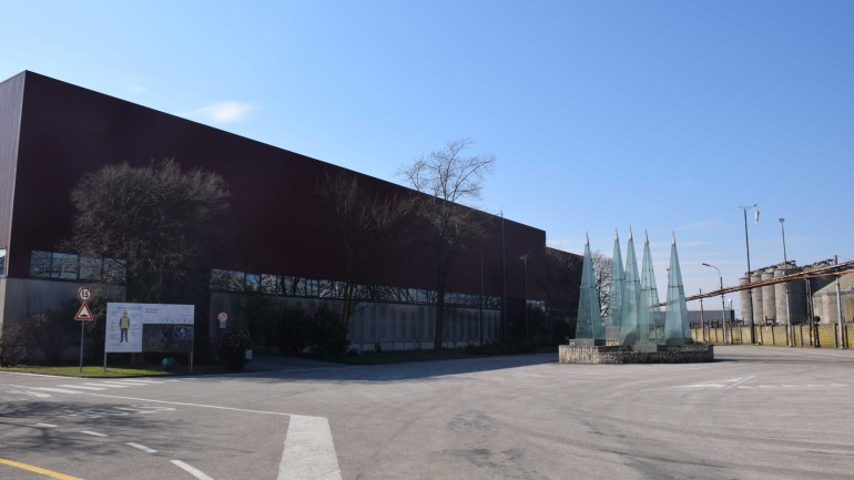 I vetri Pilkington a Marghera fino al 2024