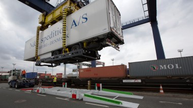 Nikrasa contribuirà alla diffusione del trasporto ferroviario