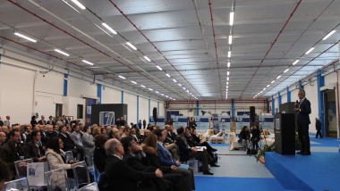 Number 1 inaugura la nuova linea robotizzata per il riconfezionamento