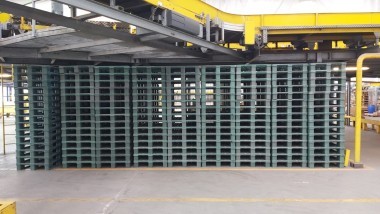 GLS adotta i pallet in plastica riciclata Greenypack