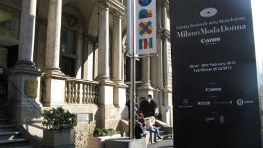 Con DHL Express Italy alla scoperta del “backstage” delle sfilate milanesi