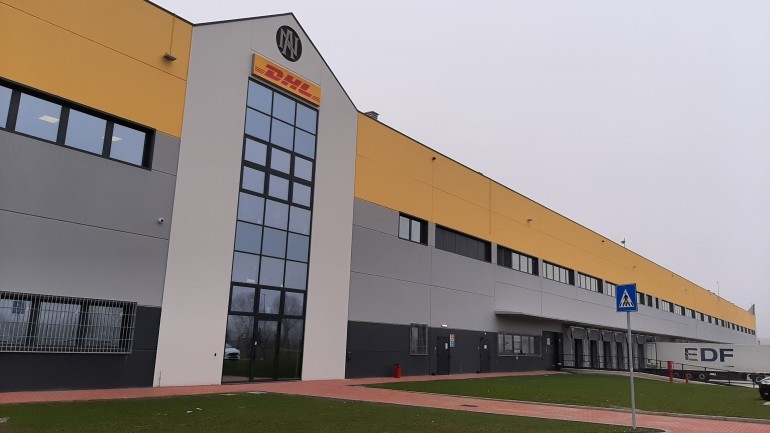 DHL SUPPLY CHAIN, NUOVO PHARMA RETAIL hub