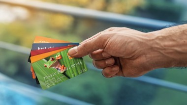 DKV Mobility lancia la prima carta carburante ecologica