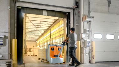 NUOVI TRANSPALLET ELETTRICI EXH 14-20 Plus