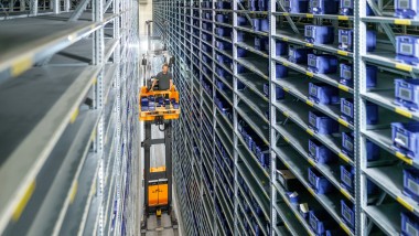 Nuovo commissionatore verticale PXV di Still