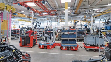 LINDE AMPLIA LA GAMMA DI TRENINI LOGISTICI