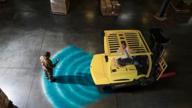 Assistenza nelle attività impegnative con i carrelli elevatori