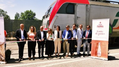 Sanpellegrino sceglie il treno per il trasporto di Acqua Panna