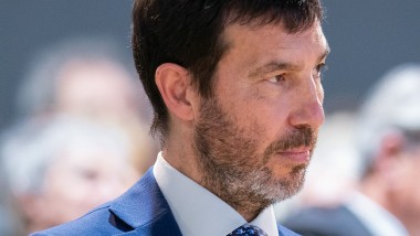 fAvorire l'accesso delle merci per il bene dell'economia del paese