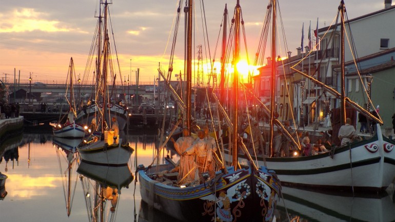 Editrice Temi augura buon Natale e felici festività