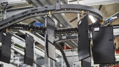 Ferag guida l'innovazione logistica di Alcon