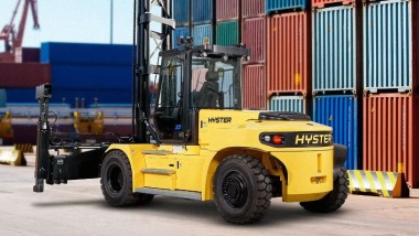 nuovo carrello elettrico a batteria per container