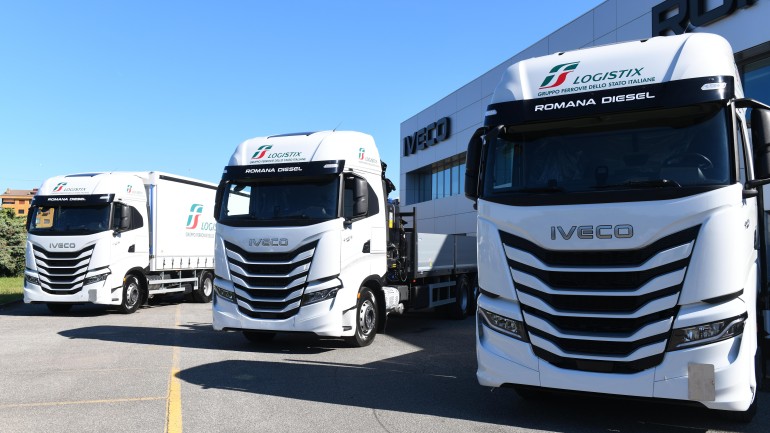 FS LOGISTIX POTENZIA LA FLOTTA CON 12 CAMION ALIMENTATI AD HVO