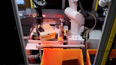 Zalando accelera con 50 robot AI in logistica