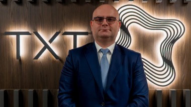 TXT Industrial cresce con FasThink