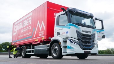EMPOWER testa il camion elettrico IVECO