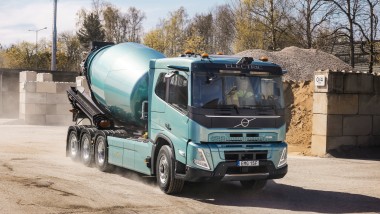 Volvo avvia la produzione dei nuovi elettrici
