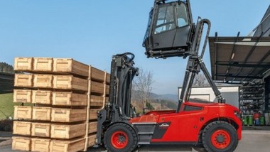 Maggiore visibilità con la cabina sollevabile di Linde