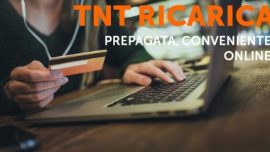 TNT ricarica le spedizioni