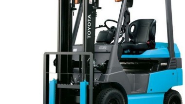 Operativi i primi muletti Toyota alimentati a idrogeno